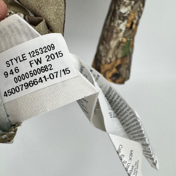 Under armour Field Shirt Womens Large Camo Realtree Xtra Performance Button Up - Picture 8 of 9